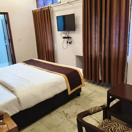 Hotel Anand Inn-Top Family Hotels Business Hotels Best Couple Friendly Hotel In Lucknow Extérieur photo