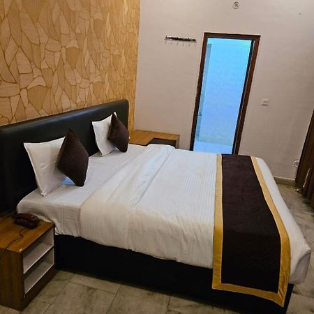 Hotel Anand Inn-Top Family Hotels Business Hotels Best Couple Friendly Hotel In Lucknow Extérieur photo