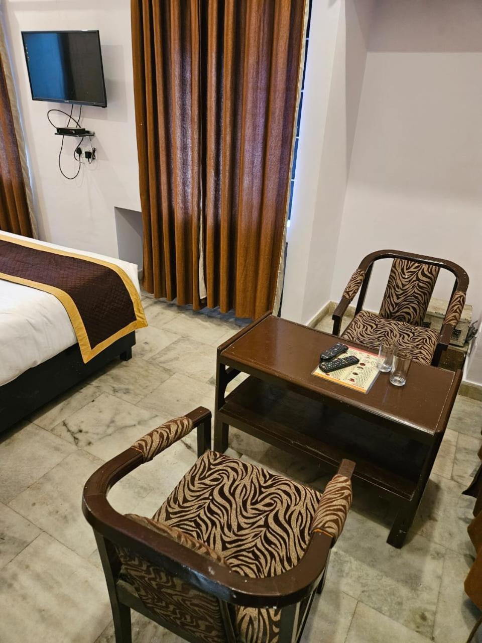 Hotel Anand Inn-Top Family Hotels Business Hotels Best Couple Friendly Hotel In Lucknow Extérieur photo