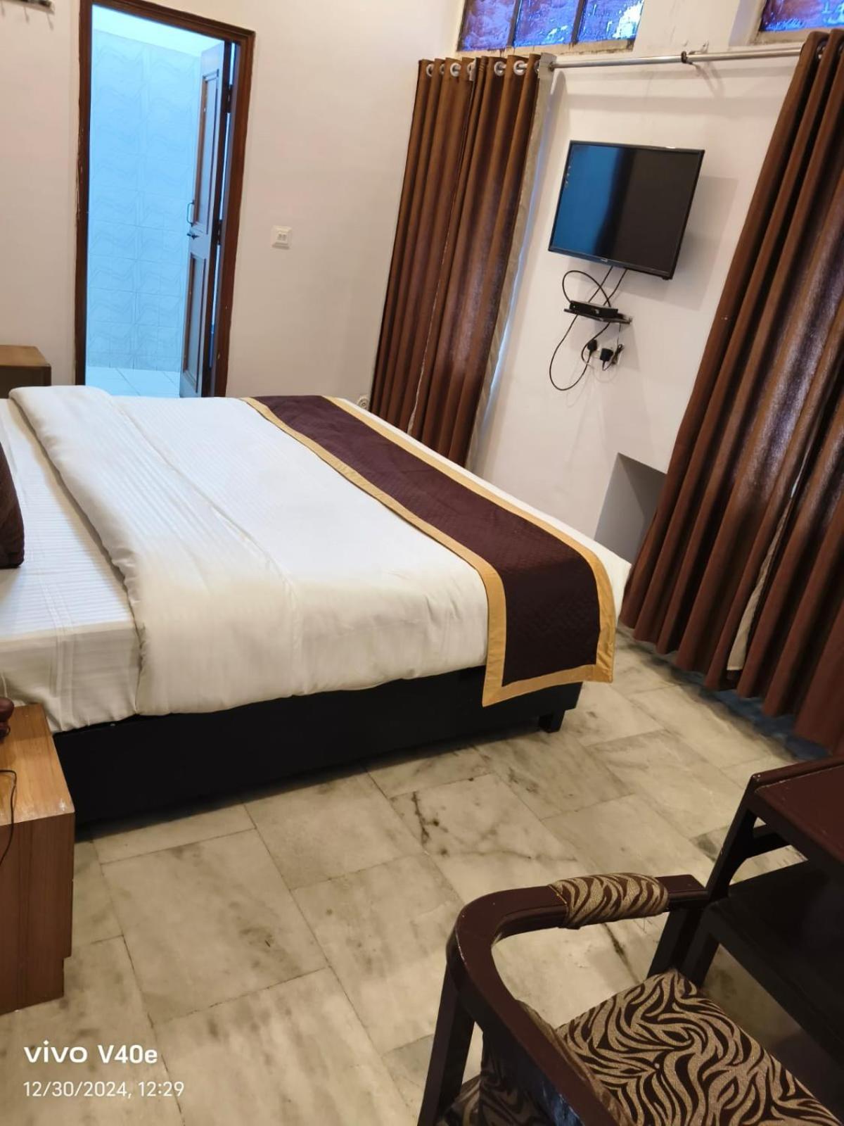 Hotel Anand Inn-Top Family Hotels Business Hotels Best Couple Friendly Hotel In Lucknow Extérieur photo
